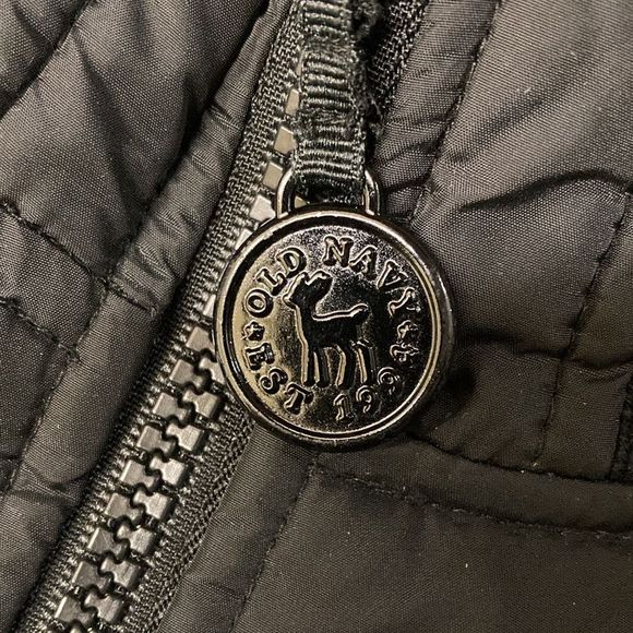 Old Navy Vintage Black Nylon Down Puffer Vest Women Plus Size XXL - Picture 5 of 7